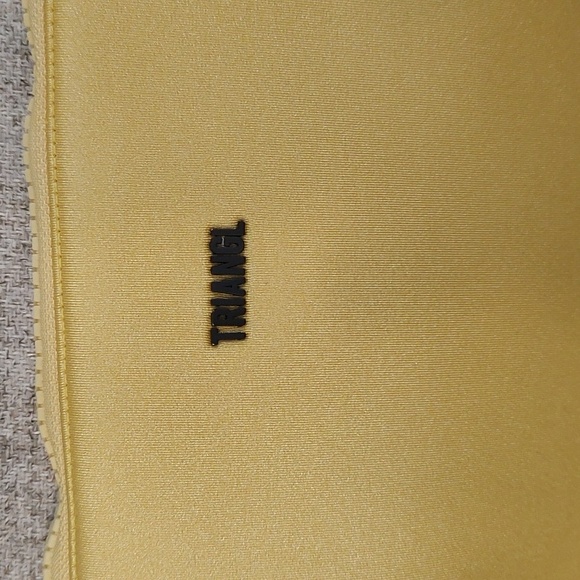 Triangl Swim Yellow Zip Pouch•Used•11.5"x8.5" - Picture 3 of 6